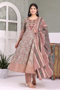 db7b65cd-c813-4cee-a4d2-36d036ecc2ef